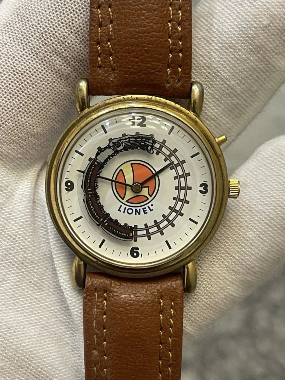 Vintage Lionel Legendary Collectible Train Watch Gold Tone Leather 33mm Men's